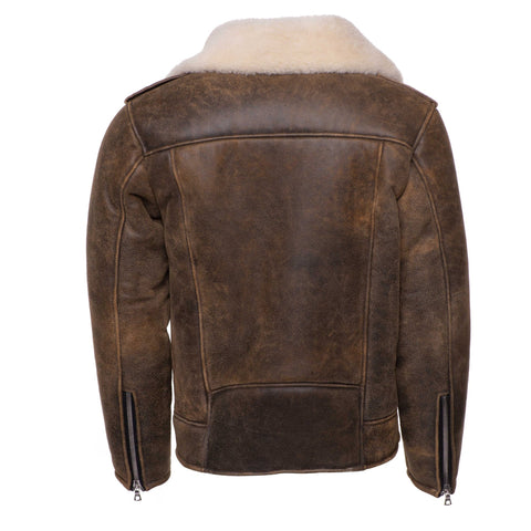 • double faced sheepskin jacket collar detail
