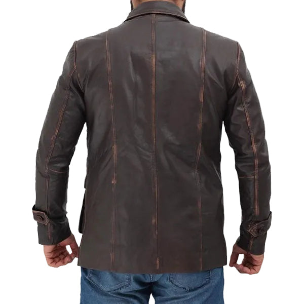 • rough brown leather jacket vintage style detail
