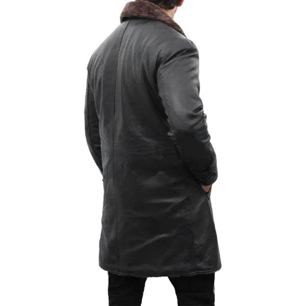 • shearling lined leather coat collar detail
