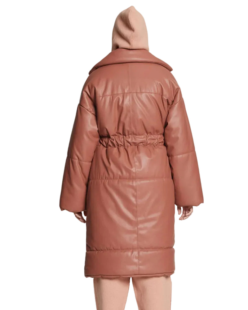 • oversized puffer trench coat detail close up
