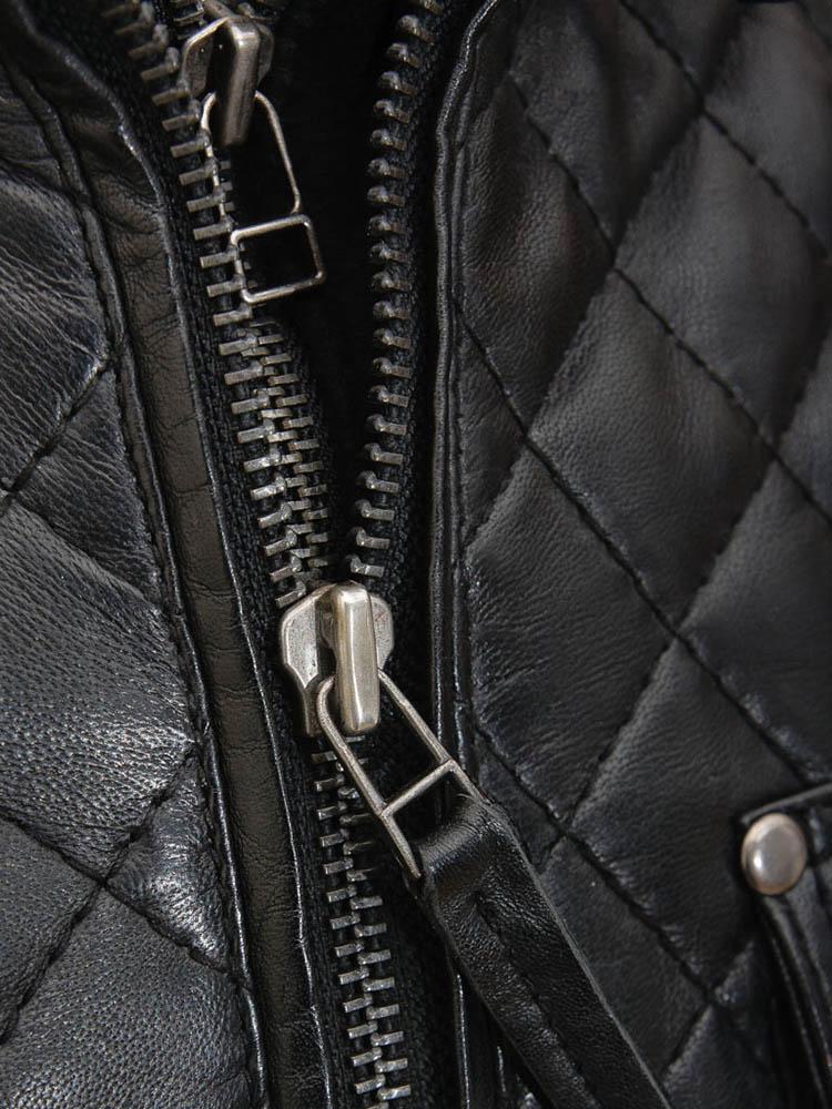 men's black quilted lambskin leather leather jacket alaric detail close up