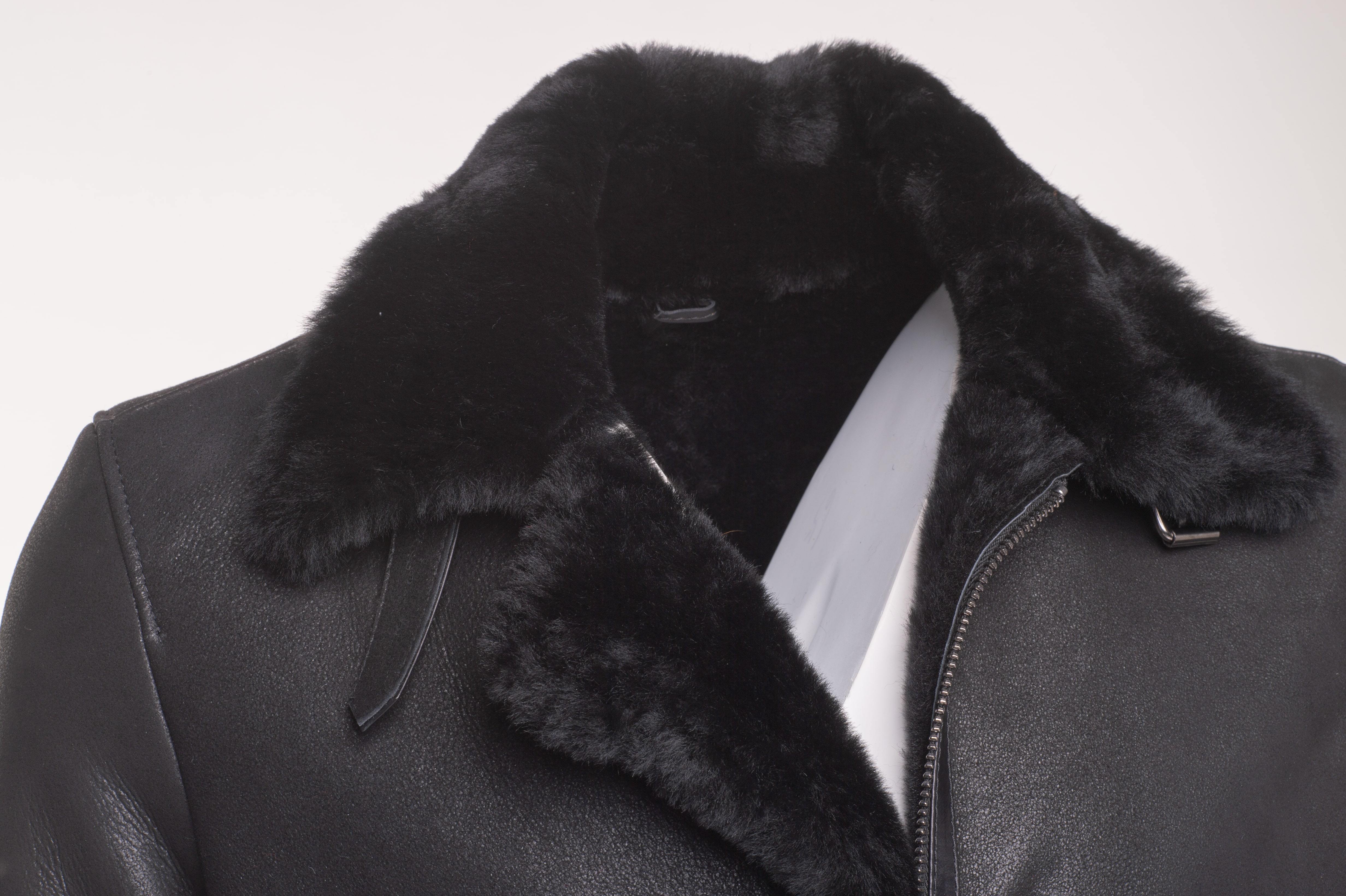 • mens b3 aviator shearling jacket buckle collar detail
