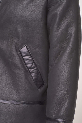 • aviator leather jacket shearling lining inside
