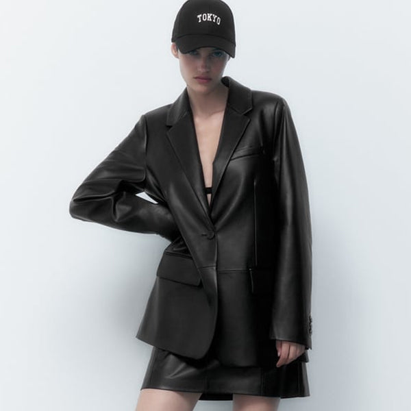 women's black leather leather coat amelie detail close up