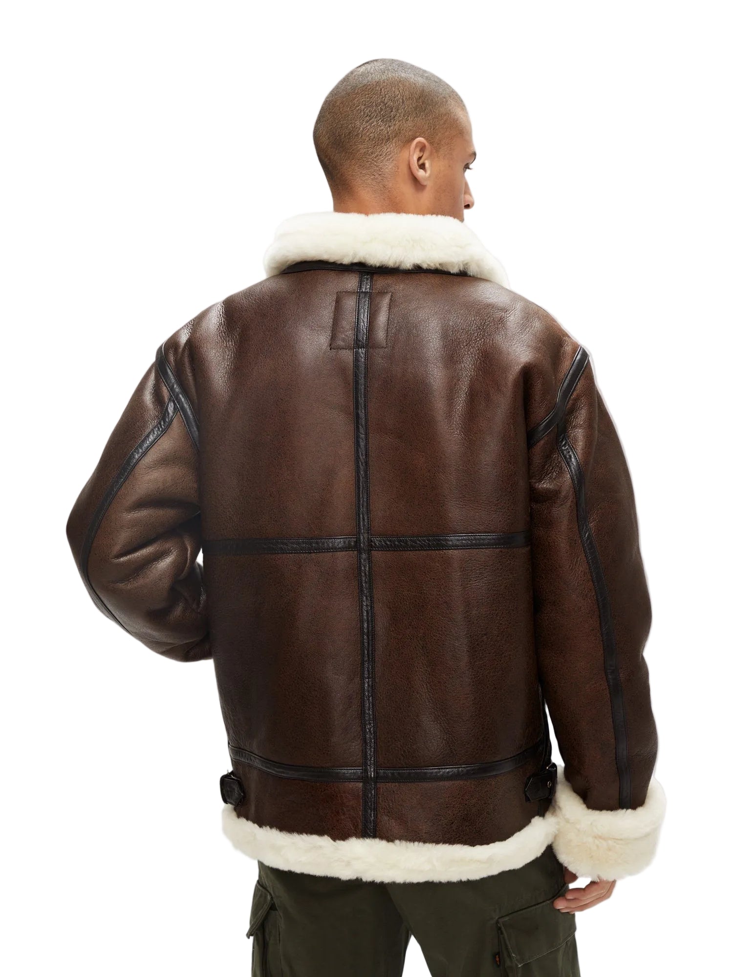 • aviator b3 sheepskin leather jacket fur collar detail
